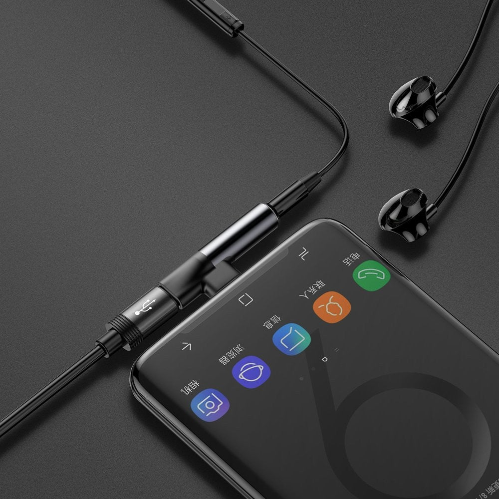 Adaptador Baseus Reduction Series USB-C para Jack 3.5mm + USB-C (Macho) Preto