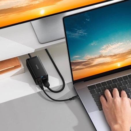 Baseus Carregador Carregamento Rápido 67W Gan5 Pro Dual Usb-C/Usb-A Preto + Hdmi